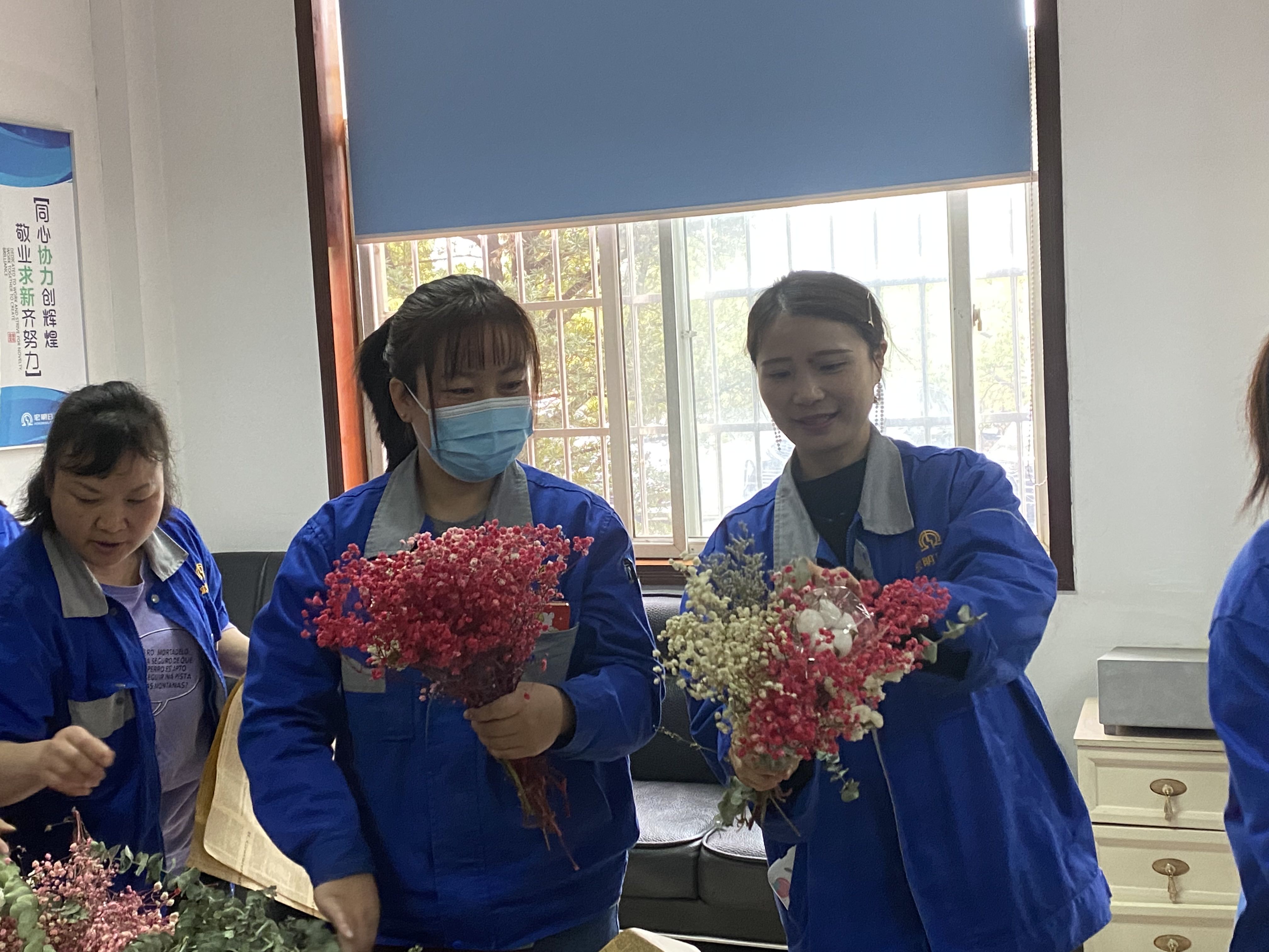 九州在线登录_九州（中国）
,宏明日望,株洲电子科技,湖南电容器,株洲电容器,电容器